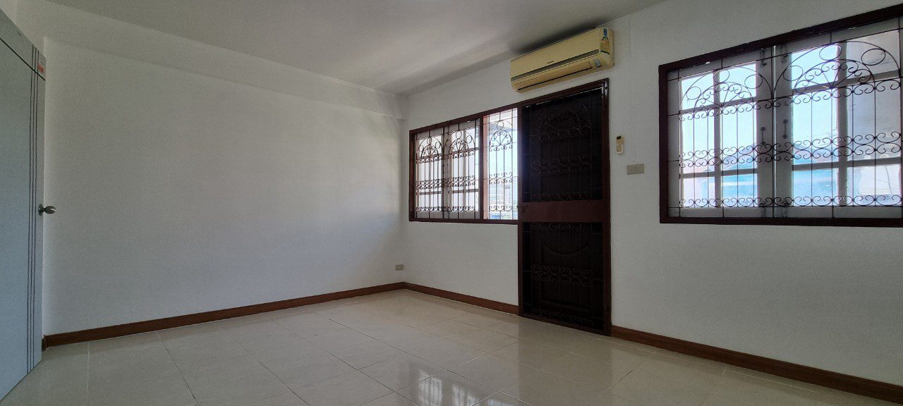 picture Townhouse in Central Pattaya for Sale - 5/12