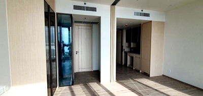 ขายคอนโด : Modern Luxury Seaview Condo – 1 Bedroom at AROM Wongamat