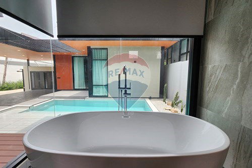 รูป [920611003-86] พูลวิลล่า สัตหีบ - รูปที่ 36/72