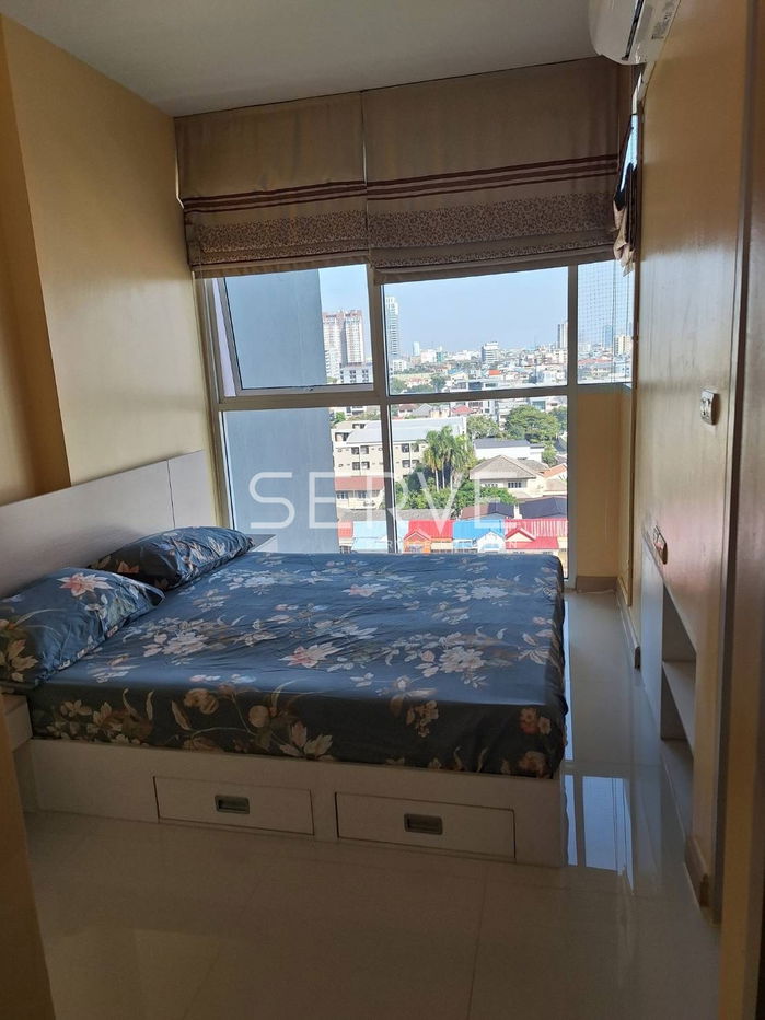 picture 1 Bed 1 Bath Nice Room  City View Good Location Next to BTS Saphan Khwai 100 m.  @ Ideo Mix Phaholyothin   - 4/7