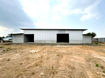 โรงงาน นิคมราชชลบุรี : โกดัง 1400 ตรม. ผังม่วง ชลบุรี