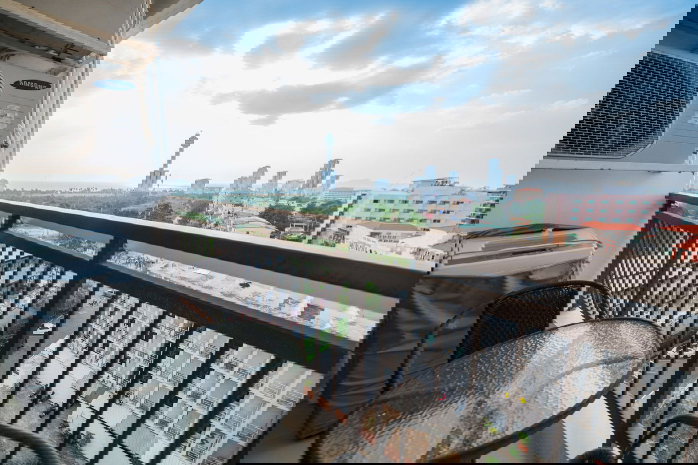 picture Treetops Condominium 1 Bedroom for Sale - 12/16