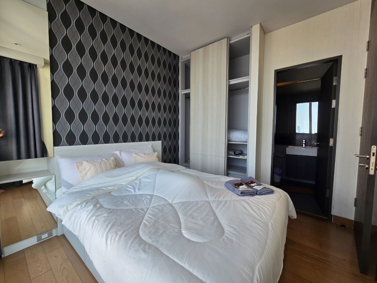 รูป คอนโดรหรู แต่งสวย เดอะ ลุมพินี 24 ชั้น 31 วิวเมืองโล่งสบาย ทำเลใจกลางเมือง  สุขุมวิทซอย 24 ห่างจาก BTS พร้อมพงษ์ เพียง 800 เมตร - รูปที่ 8/14