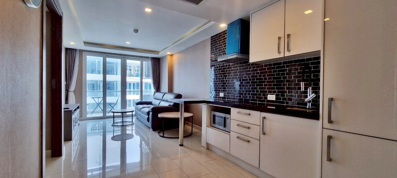 picture Grand Avenue Residence 1 Bedroom for Sale - 1/11