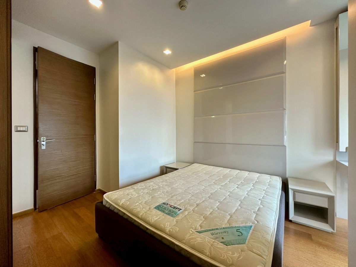 picture The Address Sathon – Spacious, Home-Like Living in the Heart of Sathorn. Comfortable for Families, with Easy Access to Everything. - 9/44