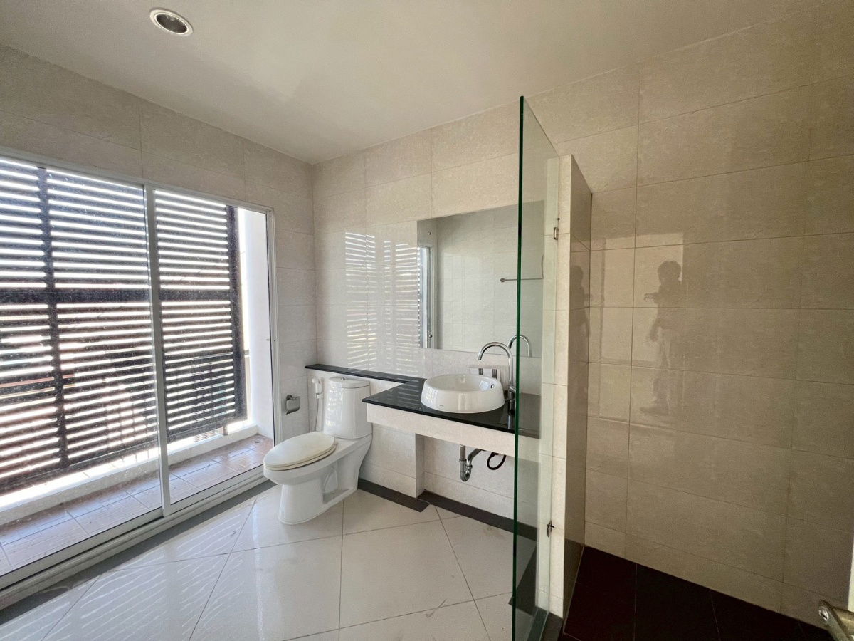 รูป 🚩ให้เช่า ทาวน์โฮม 3 ชั้น หลังมุม ใกล้ Central Eastville 5 นาที บ้านบุณณดา ซ.ประดิษฐ์มนูธรรม 10 | 3 ห้องนอน 4 ห้องน้ำ 🛣️ใกล้เลียบด่วน - รูปที่ 20/20