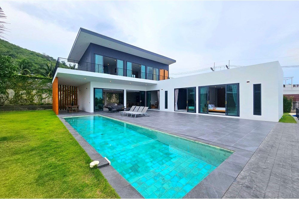 รูป [920601001-538] Brand New Modern Luxury Villa in Hua Hin 126 For Sale - รูปที่ 2/79