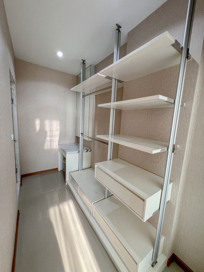 picture The Green Boulevard Condo 1 Bedroom for Rent - 9/13