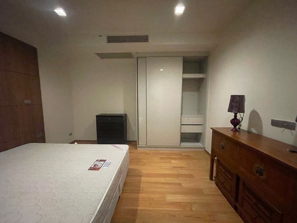 picture Condo for Rent Hyde Sukhumvit 13  (CRS03392) - 8/12