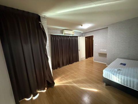 Sale Lumpiini Ville Onnut Ladkrabang 1 Tel.0619636888