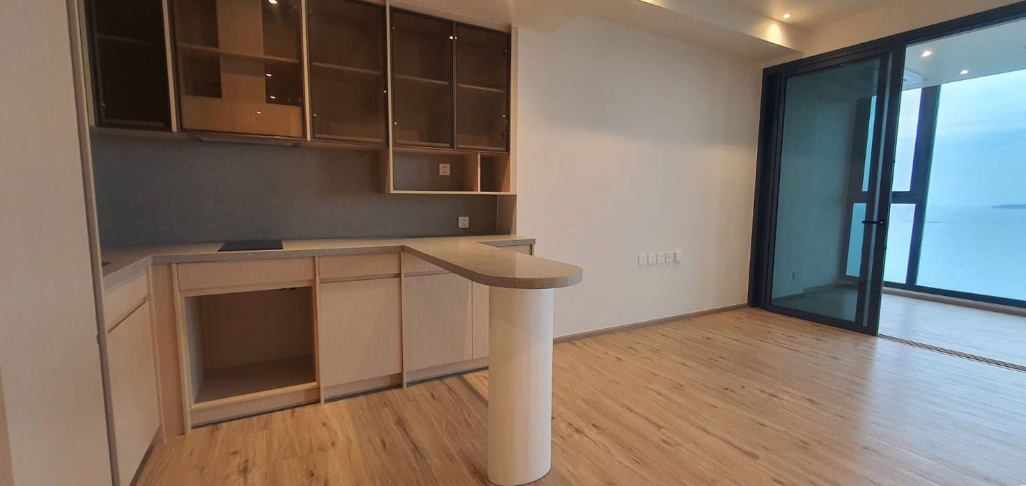 รูป คอนโดวิวทะเลสุดหรูทันสมัย ​​1 ห้องนอน ที่ AROM Wongamat - รูปที่ 3/10