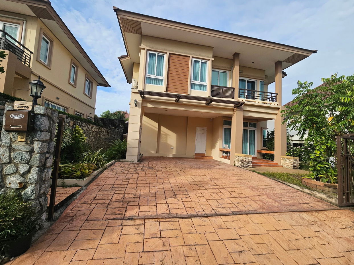 รูป 3 Bedrooms House in East Pattaya for Rent - รูปที่ 1/13