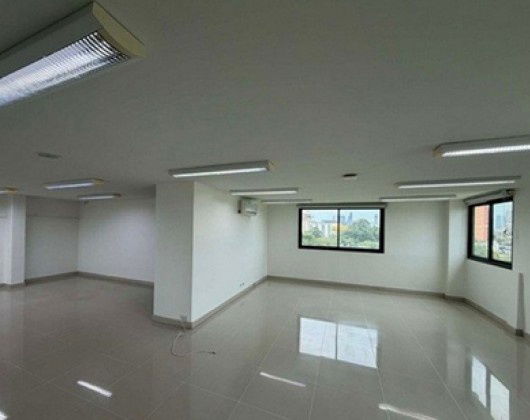 รูป ให้เช่าอาคารสำนักงาน / Home Office 5 ชั้น พร้อมลิฟท์ / ซอยพัฒนาการ มีลิฟท์ในอาคาร เหมาะทำคลินิกเสริมความงาม , สำนักงานงาน , ธุรกิจ Online จดบริษัทได้ - รูปที่ 6/11
