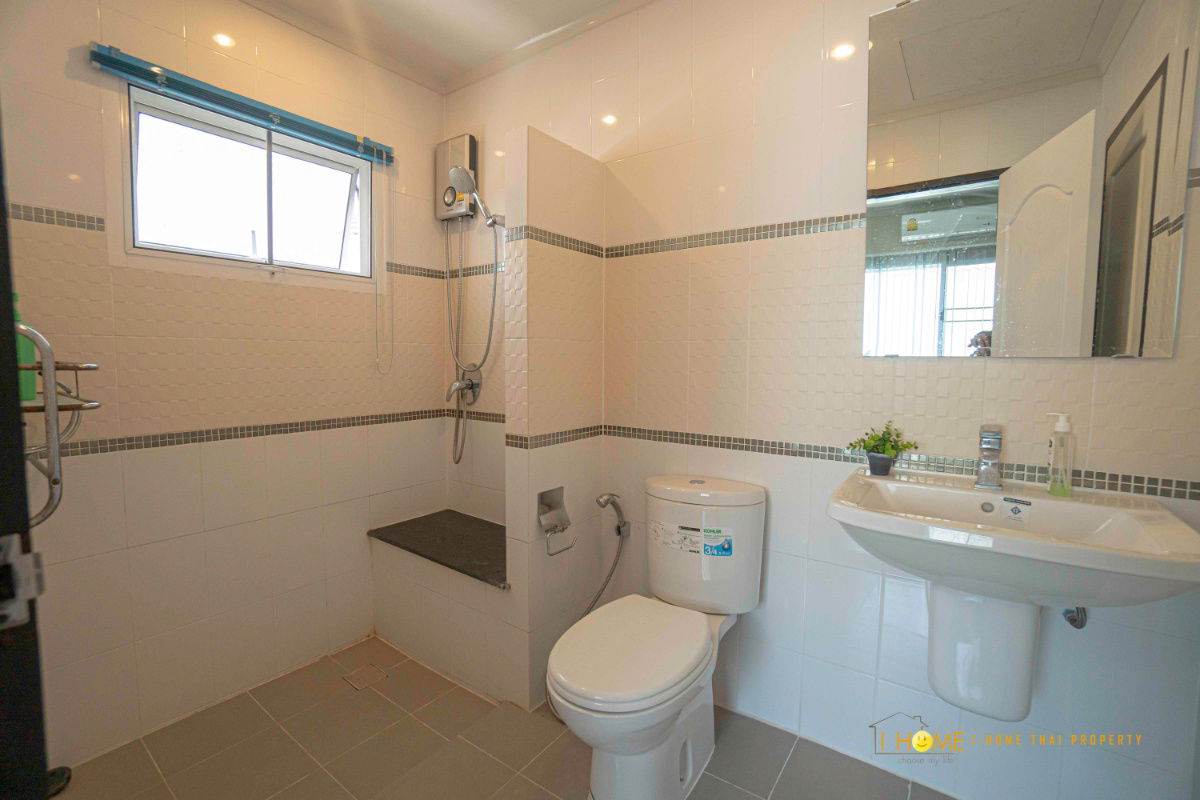 รูป ให้เช่าบ้านเดี่ยวสองชั้น   2 ห้องนอน 3 ห้องน้ำ  1 ห้องครัว 2 ที่จอดรถ  - รูปที่ 25/31