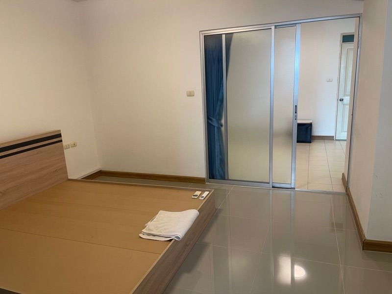 รูป ✨ คอนโดพร้อมอยู่! ศุภาลัย ศรีนครินทร์ ห้องใหญ่ วิวสระ/สวน ราคาดีมาก! 🏊‍♀️🌳 - รูปที่ 2/11