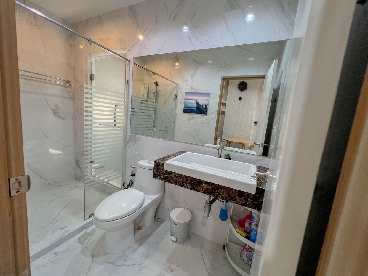 picture The Green Boulevard Condo 1 Bedroom for Rent - 10/13