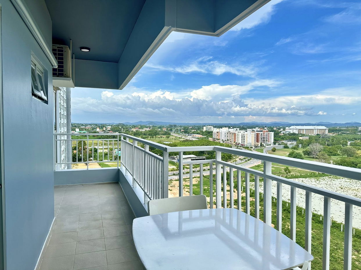 รูป Lumpini Park Beach Jomtien 1-Bedroom with Sea View for Sale - รูปที่ 9/10