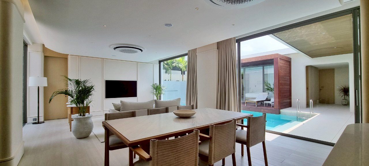 picture Luxury Modern Pool Villa in Na Jomtien for Sale - 8/25