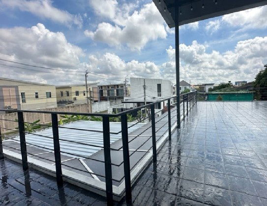 รูป ให้เช่าบ้านเดี่ยว 2 ชั้น พื้นที่ดิน 100 ตารางวา / สรงประภา ดอนเมือง / จอดรถ 6 คัน / เฟอร์นิเจอร์ครบ  - รูปที่ 7/10