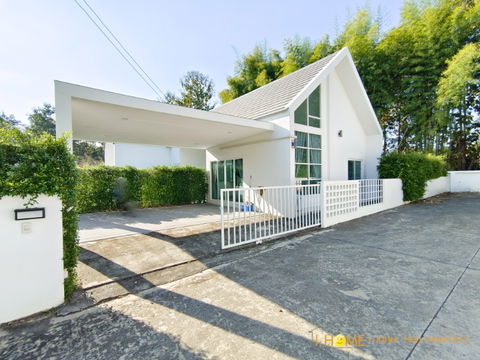 ขายบ้านเดี่ยว Pool villa ชั้นเดียว 3 ห้องนอน 3 ห้องน้ำ 1 ห้องครัว 2 ที่จอดรถ