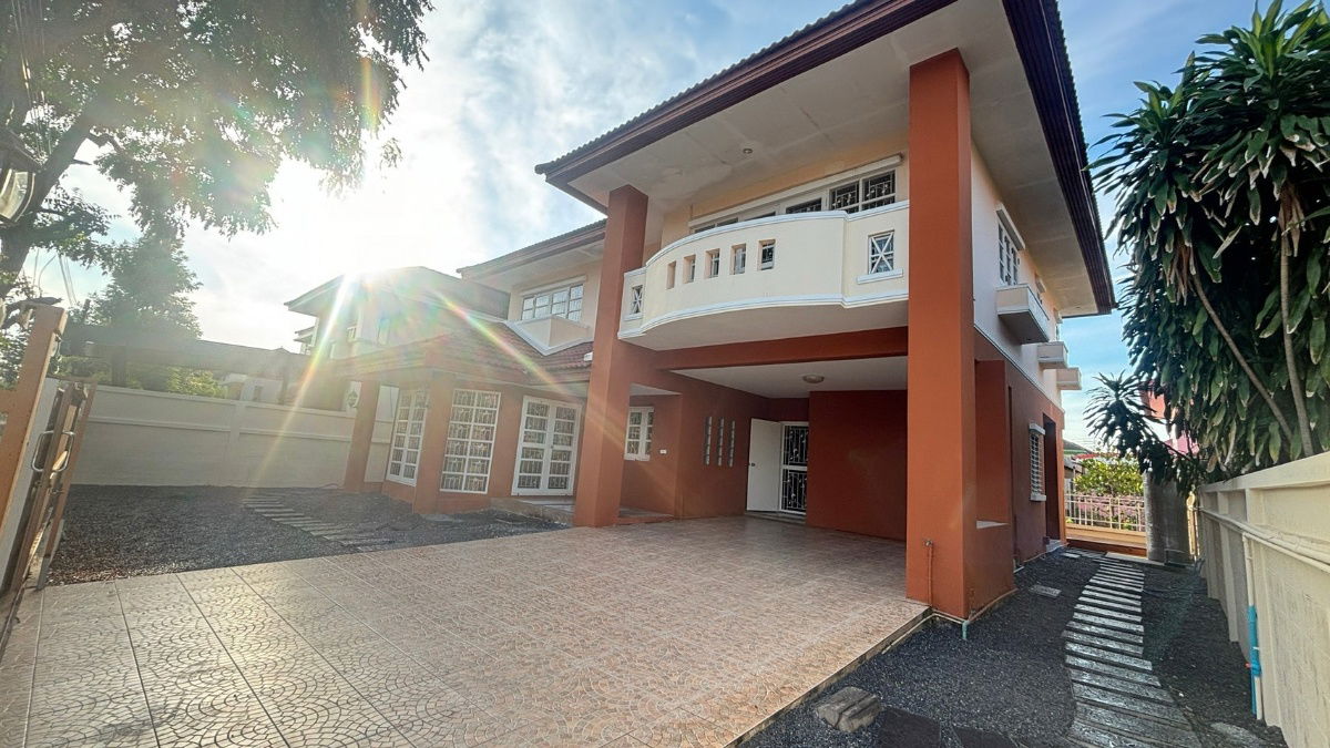 รูป ให้เช่าบ้านเดี่ยว 2 ชั้น หมู่บ้านฟลอร่าวิวล์ สุวินทวงศ์ 38  ถนนฉลองกรุง61  - รูปที่ 1/7