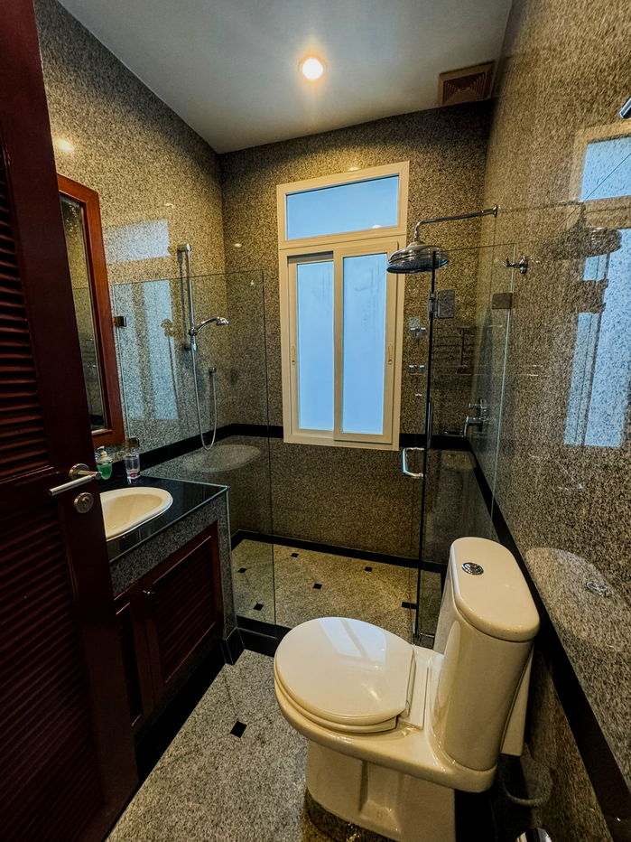 picture Luxury Pool Villa for Sale – Pratumnak Hill, Pattaya - 15/21