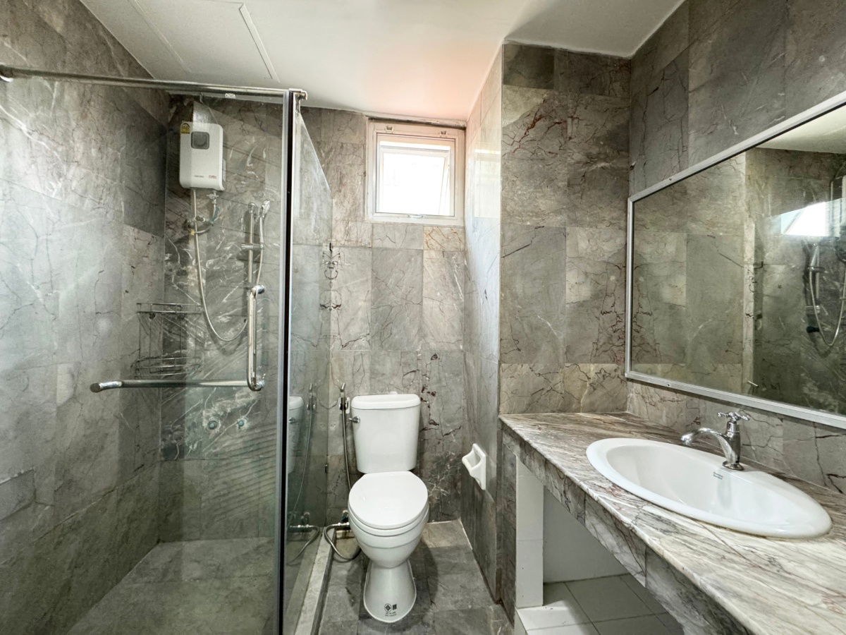 รูป 🏡 เจ้าของขายเอง ‼️ 💢 ขาย / เช่าด่วน ทาวน์เฮ้าส์ 4 ชั้น หมู่บ้าน วราธรวิลล์ พัฒนาการ 44 - รูปที่ 11/16