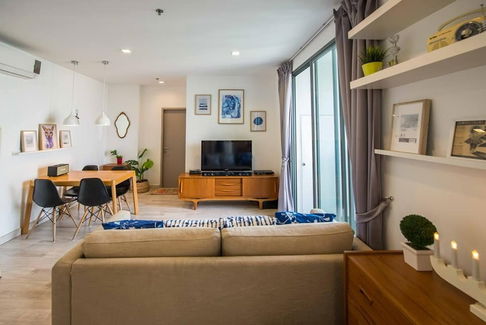 IDEO Mobi Sukhumvit 1 bedroom + 1 working room)