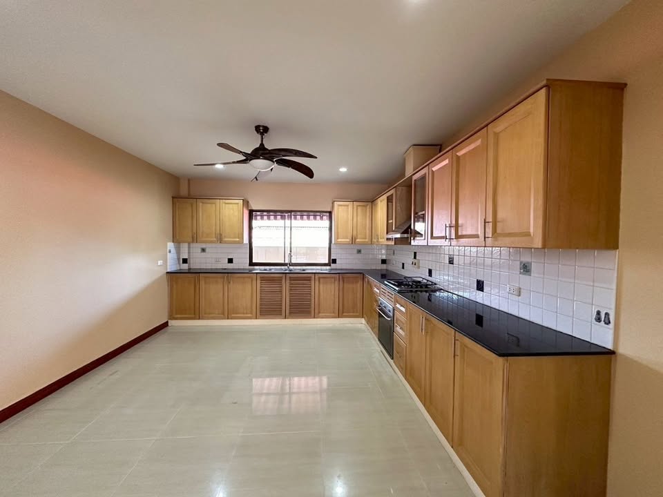 picture Pool Villa for Sale 5 Bedrooms at Mabprachan - 7/14