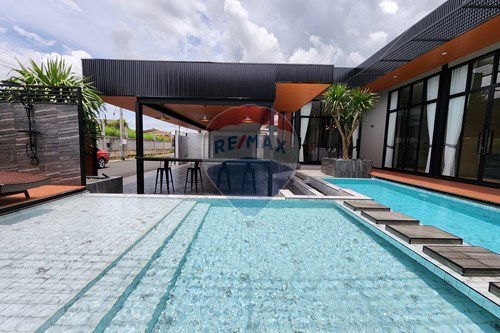 รูป [920611003-85] พูลวิลล่า สัตหีบ - รูปที่ 2/104