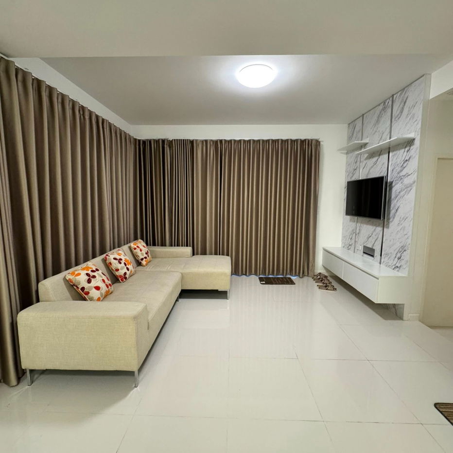 รูป Semi-detached house for rent at Villaggio Bangna-Theparak (SPSAD3692) - รูปที่ 2/9