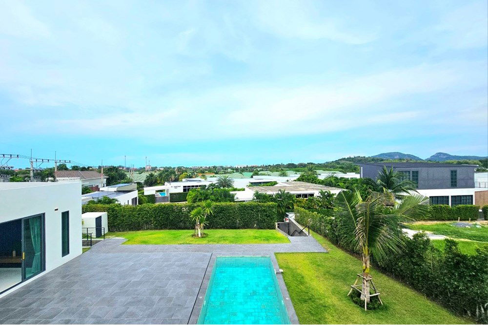 รูป [920601001-538] Brand New Modern Luxury Villa in Hua Hin 126 For Sale - รูปที่ 70/79