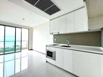 Condos for sale : The Riviera Jomtien 1 Bedroom for Sale