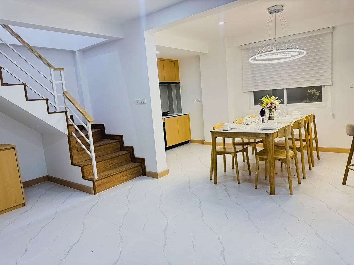 picture Spacious 5-Bedroom Pool Villa for Sale in South Pattaya - 5/14