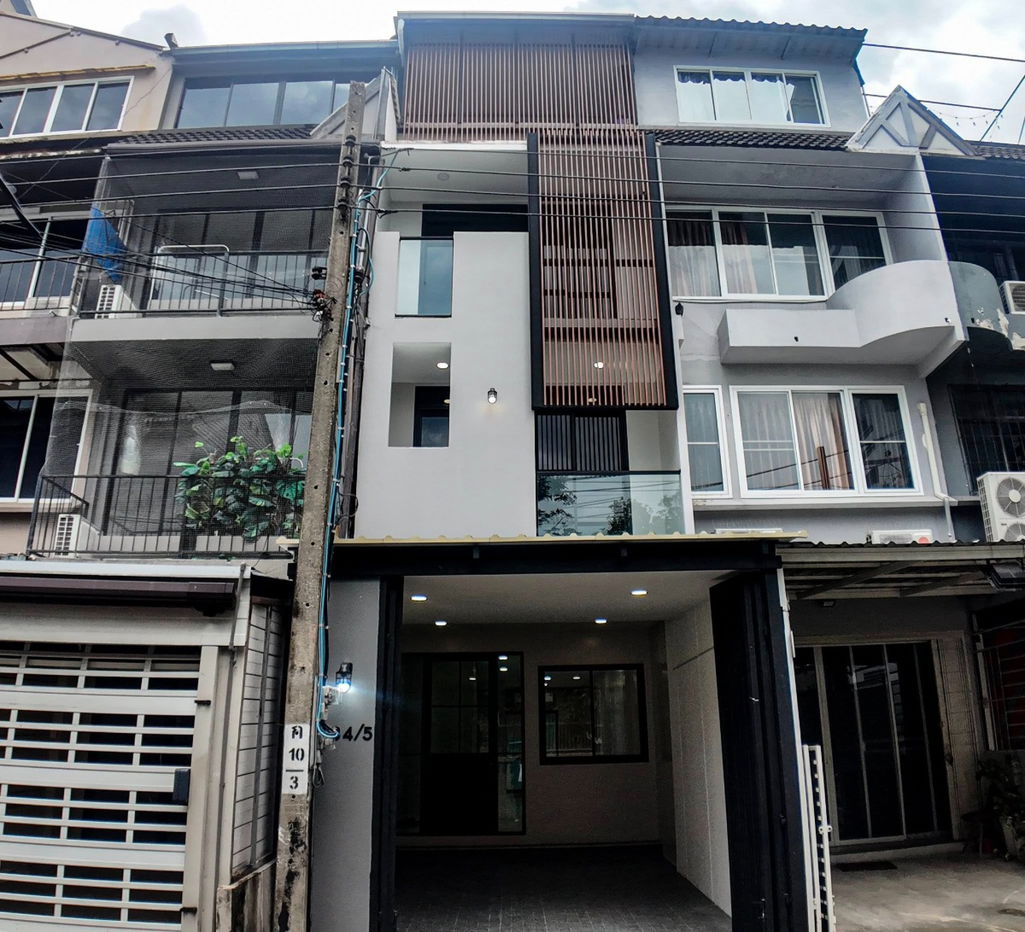 รูป ขายทาวน์เฮ้าส์ ที่ ฮาจิเมะ ทาวน์โฮม สุขุมวิท 65 - รูปที่ 1/6