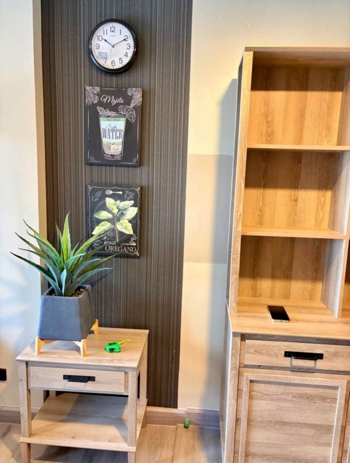 picture code : E156 Onyx Phaholyothin–Saphankwai - 11/16