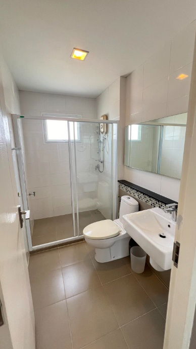 picture House for rent with 4 bedrooms and 4 toilets. - 5/6