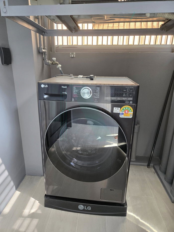 picture 📌 For Rent Condo THE ROOM SUKHUMVIT 38 Building 1, Floor 5,1 bed room, Room size 53 sqm - 3/8