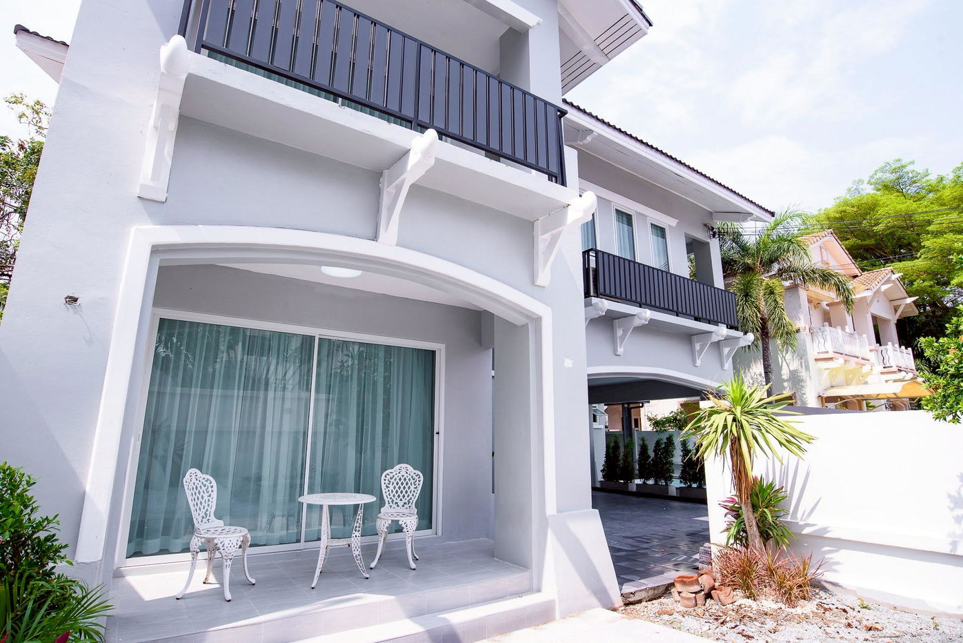 รูป Modern 4 Bedrooms Pool Villa in Jomtien for Sale - รูปที่ 6/21