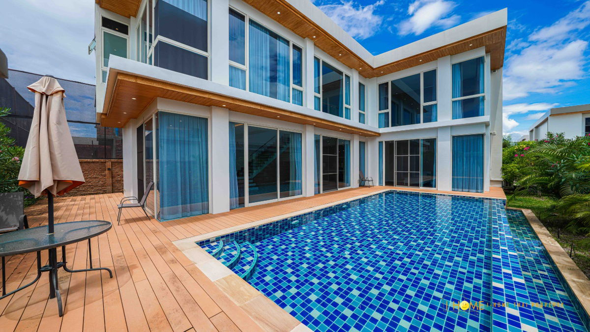 รูป ให้เช่า Pool Villa 2 ชั้น  4 ห้องนอน 5 ห้องน้ำ 1 ห้องรับแขก 1 ห้องครัว   - รูปที่ 2/24