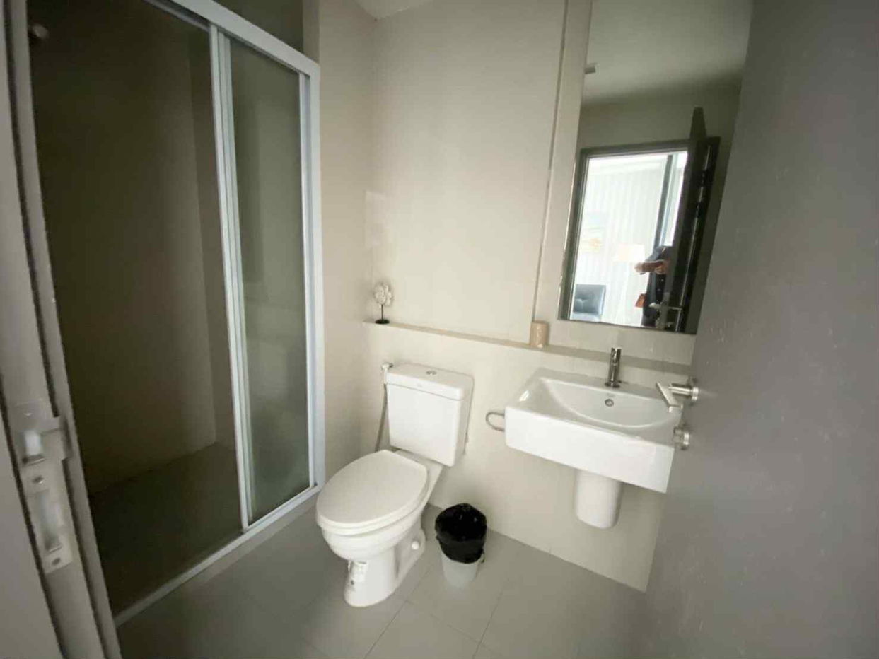 รูป Sea View 1-Bedroom Condo for Sale – The Base Central Pattaya - รูปที่ 4/4