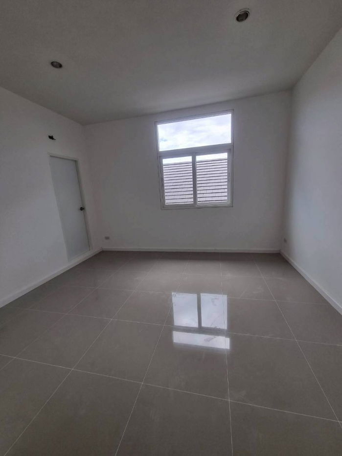 picture 🏡 𝗛𝗢𝗨𝗦𝗘 𝗙𝗢𝗥 𝗦𝗔𝗟𝗘 |  Baan Lang Suan Phutthamonthon Sai 4 - Phetkasem ⚡️ - 22/25