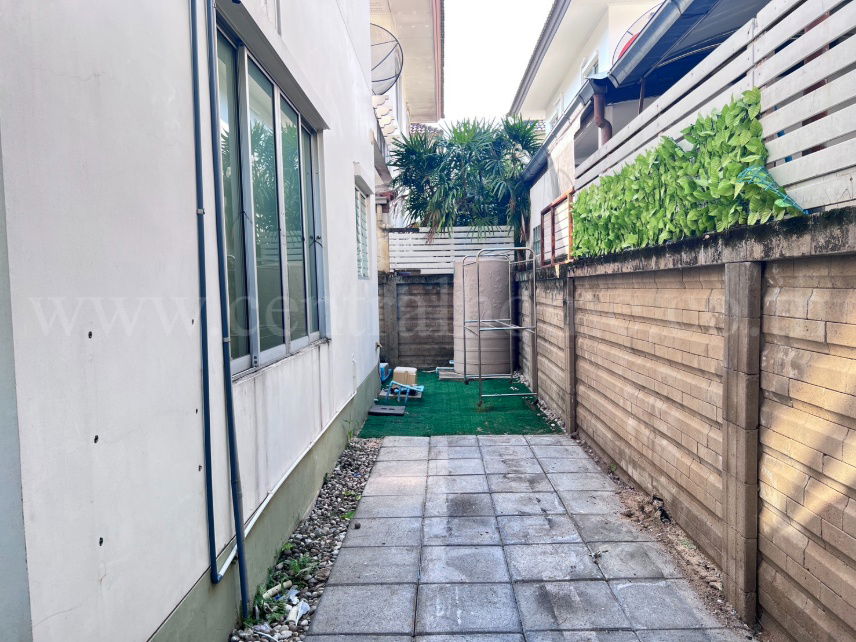 รูป บ้านแฝด พร้อมพัฒน์ พรีวา ถนนปัญญาอินทรา ใกล้ซาฟารีเวิลด์ - รูปที่ 13/15