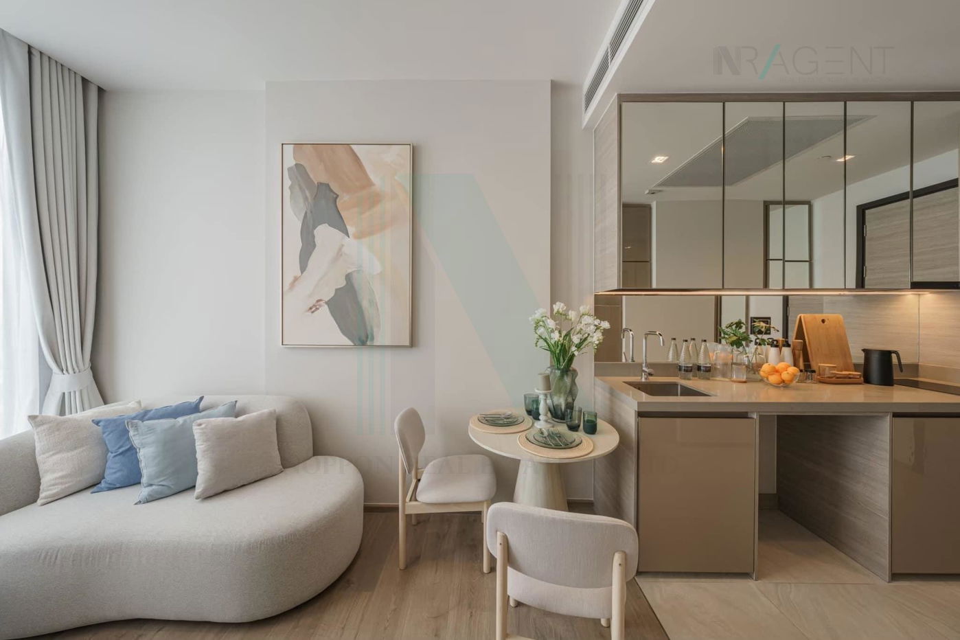 picture 🚩 For Rent Condo THE CREST PARK RESIDENCES Building 1, Floor 34,1 bed room, Room size 35.00 sqm - 1/8