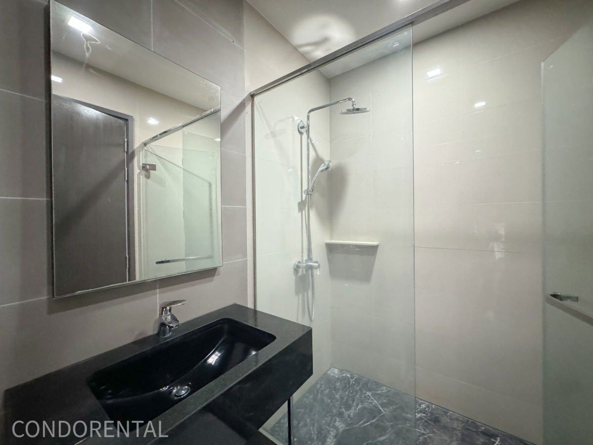 picture @Condorental condo for rent  Edge Sukhumvit 23 - 13/14