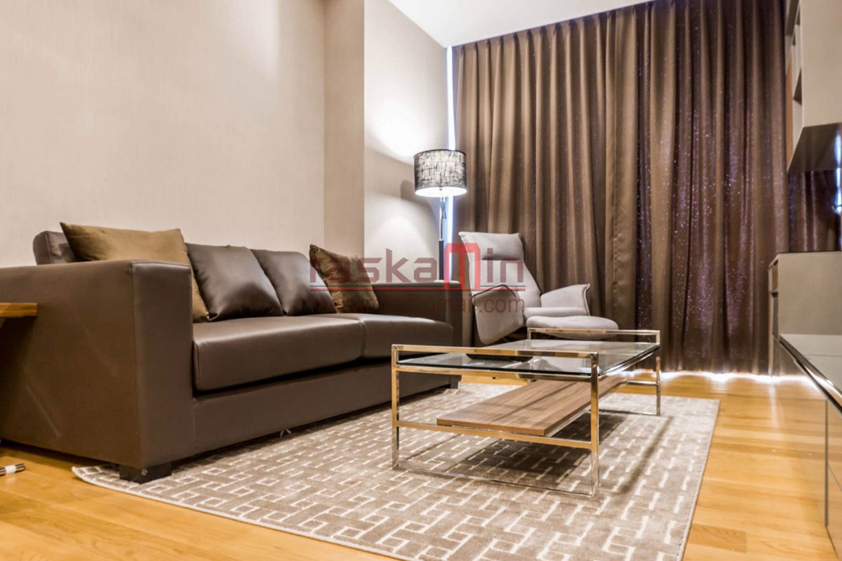 picture ✨ For Sale: 1-Bedroom Condo at Noble Revo Silom ✨ - 5/9