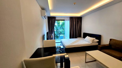 ขายคอนโด : Studio Condo for Sale – Club Royal Condominium, Naklua