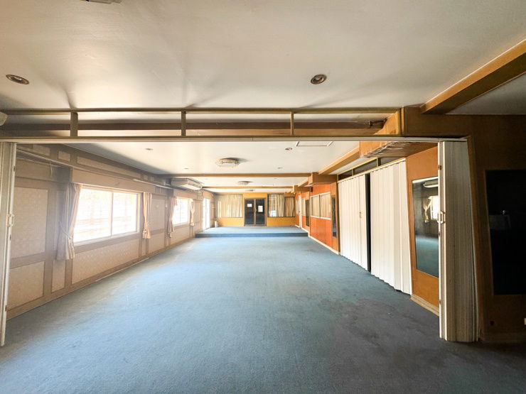 รูป โรงแรมบนเกาะสีชัง ชลบุรี พร้อมทำกิจการต่อ - รูปที่ 5/9