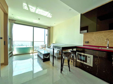 ขายห้อง 1 ห้องนอน เดอะ ริเวียร่า โอเชียน ไดรฟ์