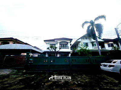 บ้านเดี่ยว ม.เอเชียอาคเนย์ : บ้านเดี่ยว 2 ชั้น หมู่บ้านธนาสุข ซอยเพชรเกษม81 (ขายพร้อมกัน 2 หลัง)